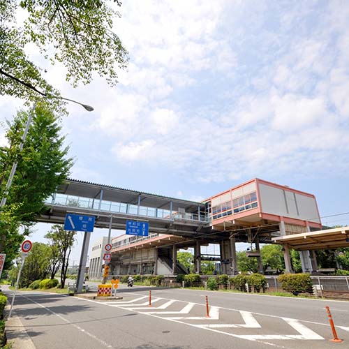 泉北高速鉄道駅外観